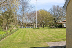 Tostrupvej 10, Vive, 9560 Hadsund