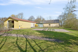 Tostrupvej 10, Vive, 9560 Hadsund