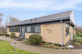 Drosselvej 7, 8450 Hammel