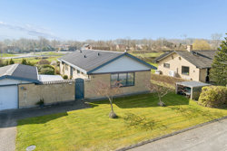 Strandparken 35, Fjellerup, 8585 Glesborg