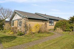 Strandparken 35, Fjellerup, 8585 Glesborg