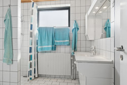 Strandparken 35, Fjellerup, 8585 Glesborg