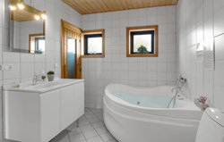 Hjarnøvej 12, Bønnerup Strand, 8585 Glesborg