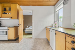 Langgade 5, 8350 Hundslund
