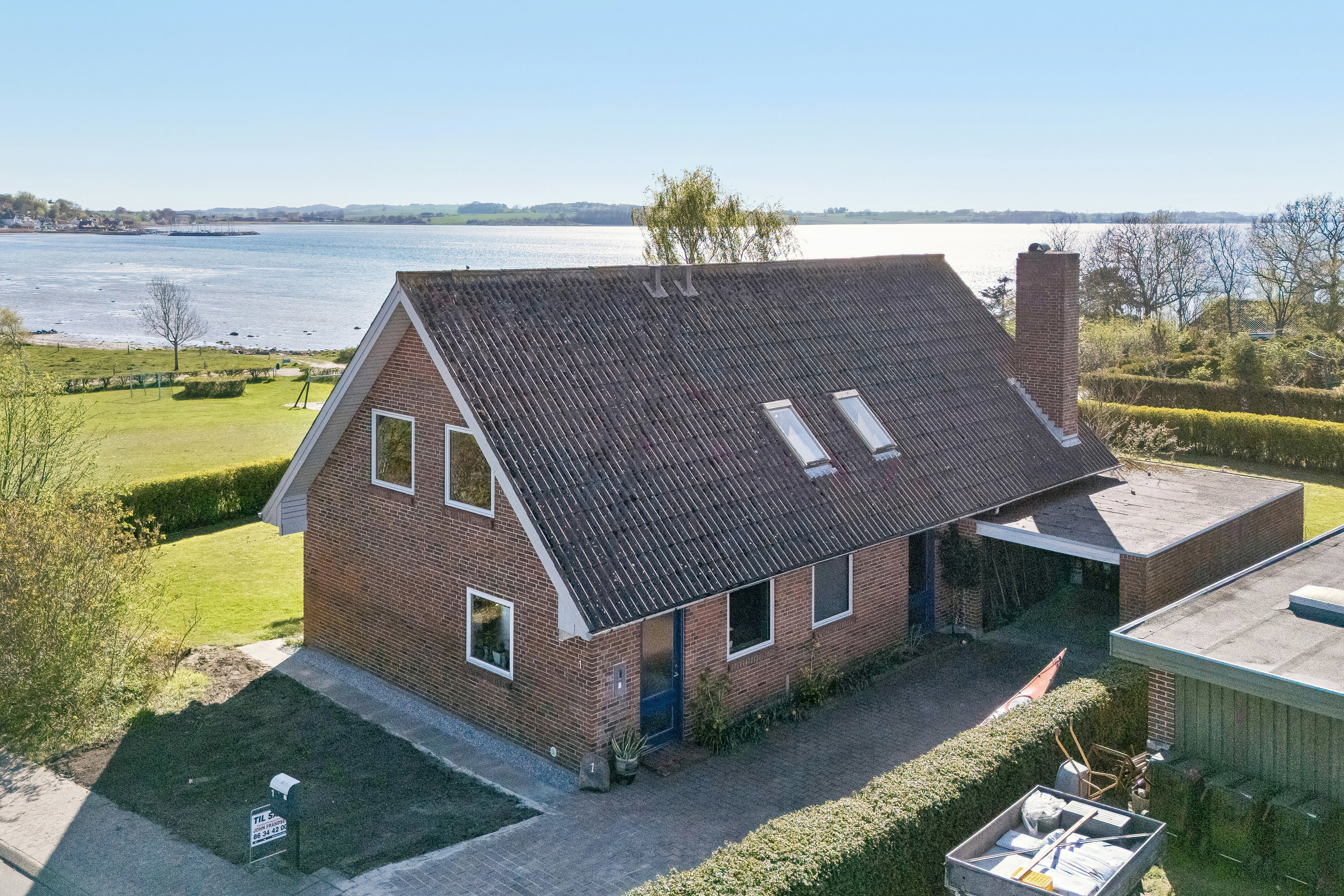 Villa på Havblikvej 1 8420 Knebel.