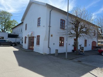 Torvegade + Mølletorvet 2C + 6, 8963 Auning