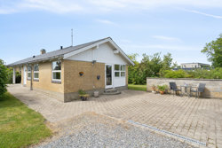 Siestavej 1, Øster Hurup, 9560 Hadsund