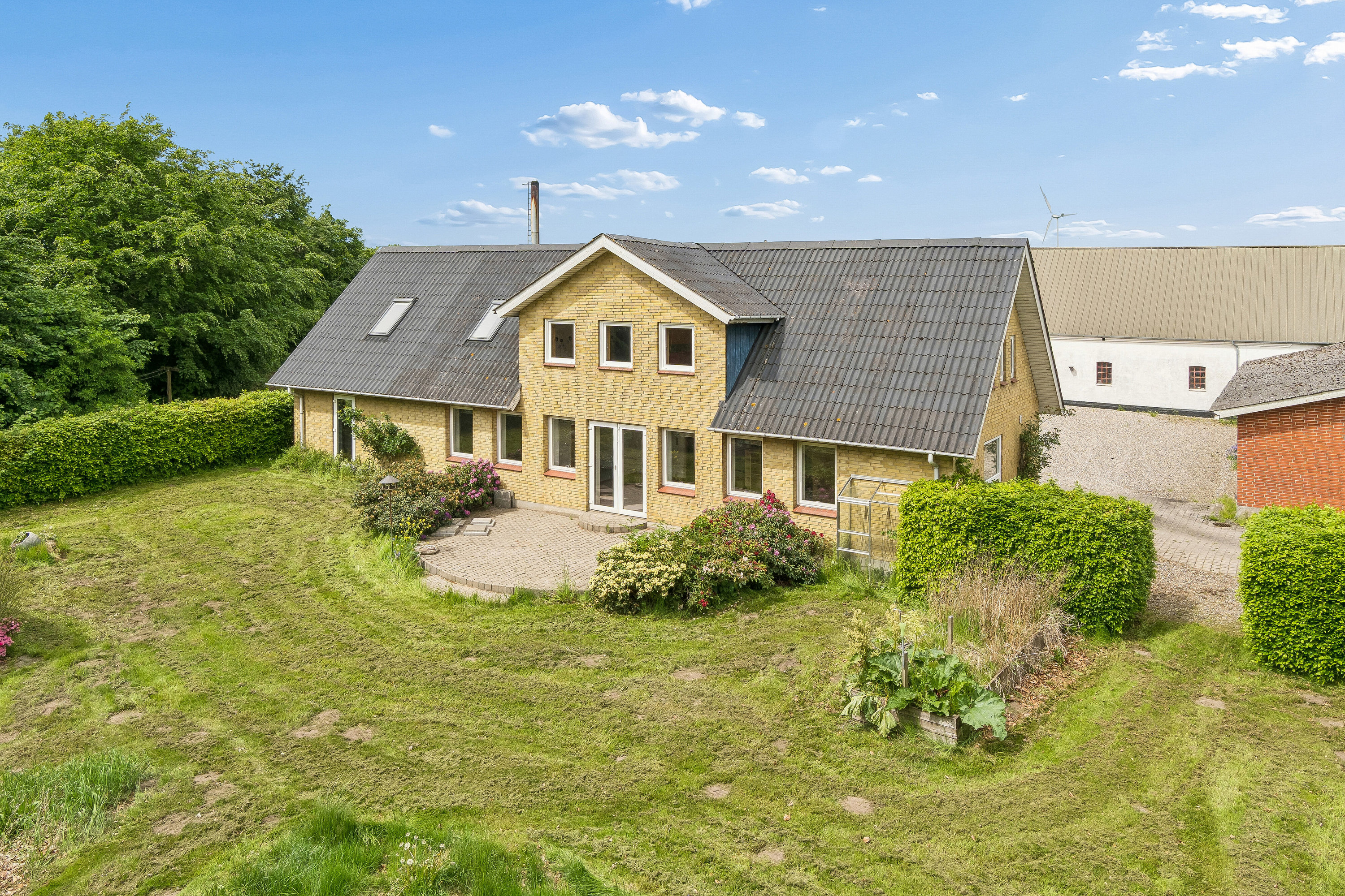 Hobbylandbrug på Strandholtvej 11 9500 Hobro.