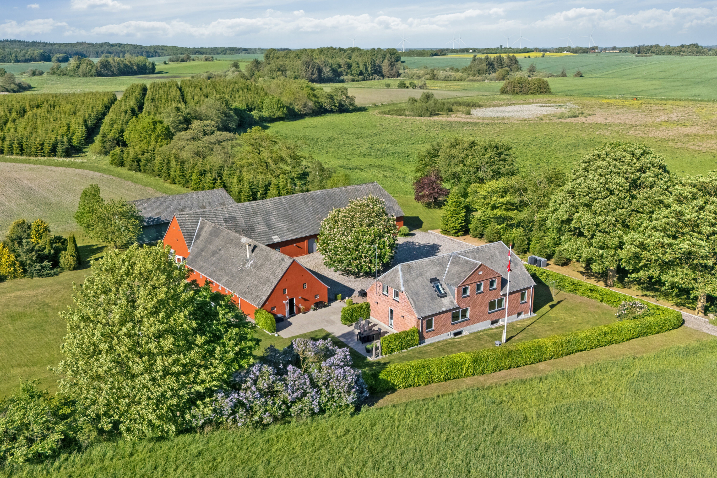 Hobbylandbrug på Korupvej 25 9560 Hadsund.