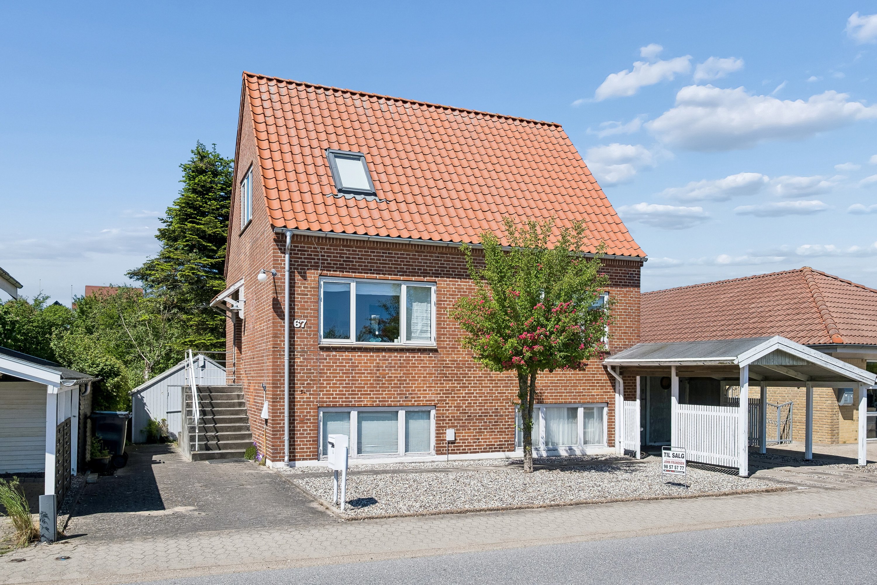 Villa på Jernbanegade 67 9560 Hadsund.