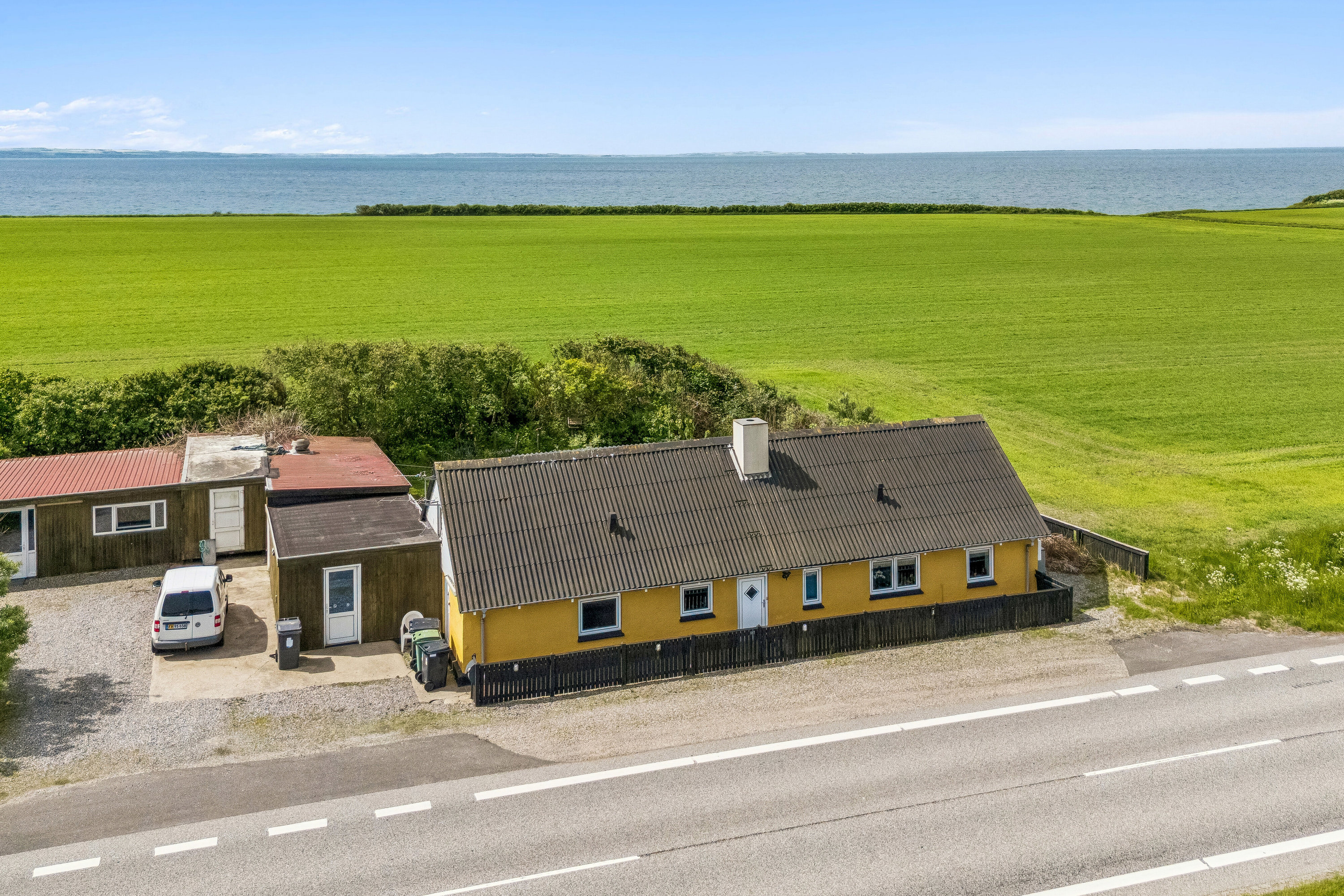 Villa på Hovedvejen 117 7790 Thyholm.