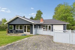 Pramdragerparken 16, Truust, 8882 Fårvang
