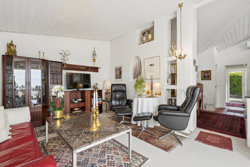 Blombjergvej 18, Følle Strand, 8410 Rønde