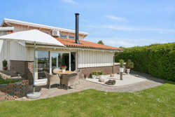 Blombjergvej 18, Følle Strand, 8410 Rønde