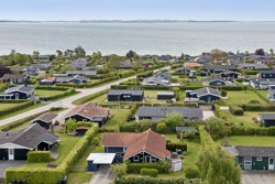 Snerlevej 3, Følle Strand, 8410 Rønde