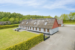 Gml Oustrupvej 19, Mygind, 8544 Mørke
