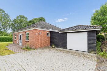 Hovedgaden 28, 8670 Låsby