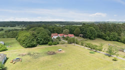 Mosevej 1, Hedeskov, 8410 Rønde