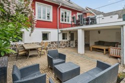 Højskolebakken 1, 7171 Uldum