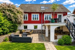 Højskolebakken 1, 7171 Uldum