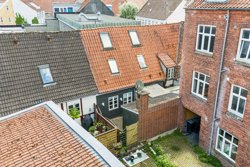 Lille Kirkestræde 4, 8900 Randers C