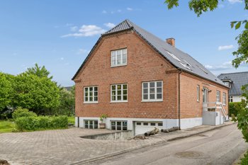 Brinken 12, 7470 Karup J