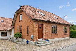 Løvstien 11 & 11B, 7441 Bording