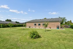 Skovduevej 24, Asferg, 8990 Fårup