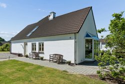 Urmosen 17, Voldby, 8450 Hammel
