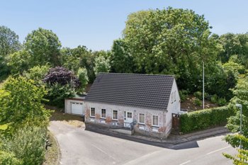 Veddum Hovedgade 16, 9560 Hadsund