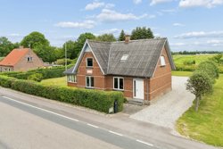 Rougsøvej 15, Spidsborg, 8961 Allingåbro