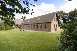 Herningvej 2, Hoven, 6880 Tarm