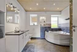 Herningvej 2, Hoven, 6880 Tarm