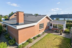 Skovvej 2, Frederiks, 7470 Karup J