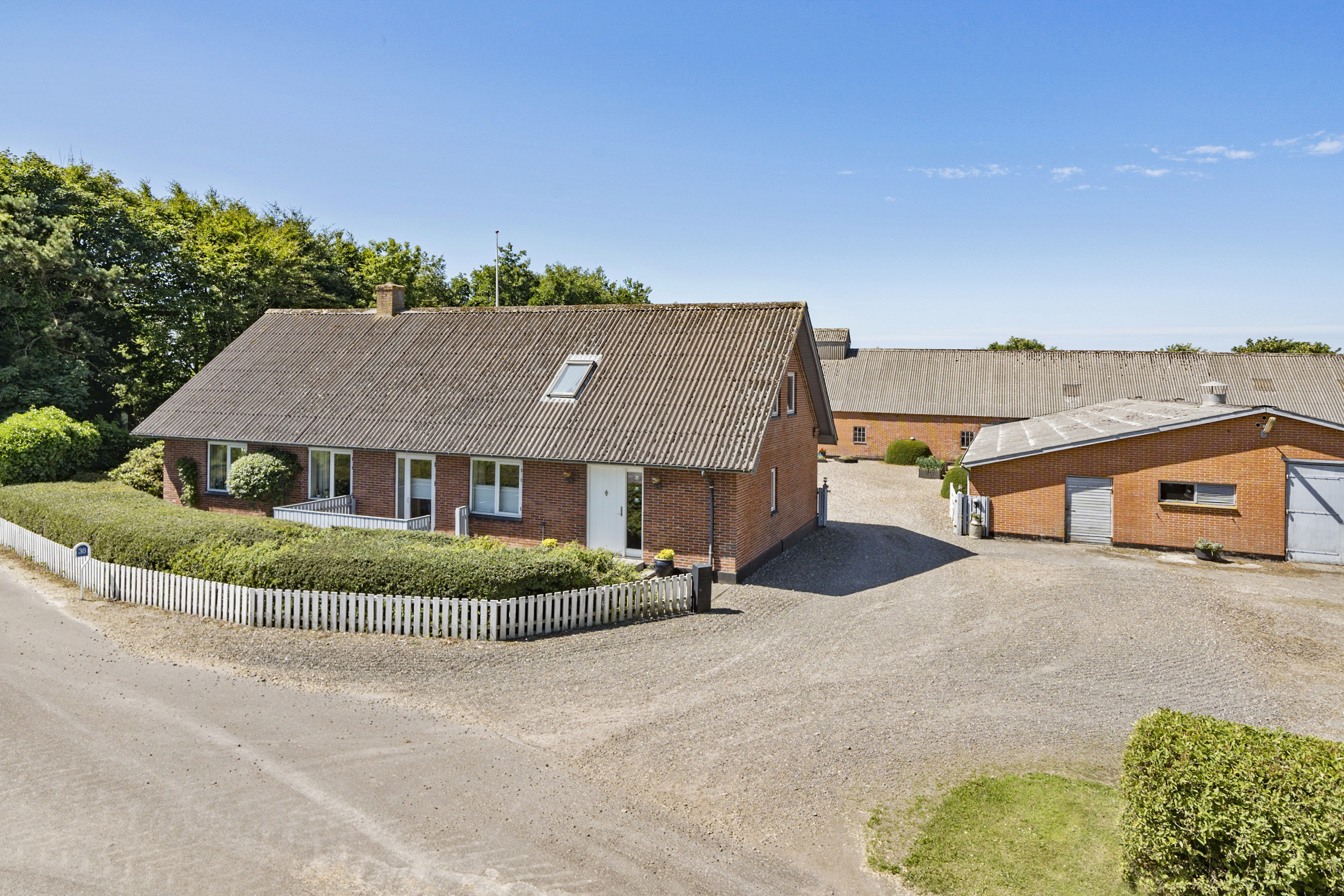 Villa på Sinkbækvej 38 7660 Bækmarksbro.