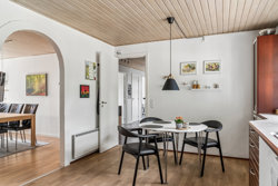 Vinkelvej 1, 8732 Hovedgård