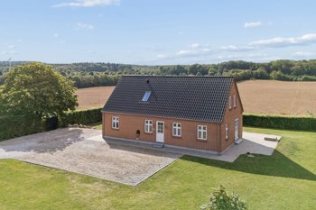 Landsbækvej 86, 8450 Hammel