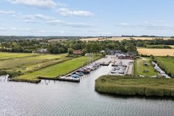 Færgevej 1, Uggelhuse, 8960 Randers SØ