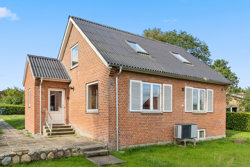 Virksundvej 95, 8831 Løgstrup