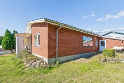Damsbrovej 40, Norring, 8382 Hinnerup