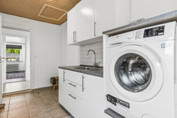 Damsbrovej 40, Norring, 8382 Hinnerup