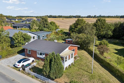 Damsbrovej 40, Norring, 8382 Hinnerup