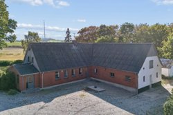 Gammel Landevej 23, Skærvad, 8500 Grenaa