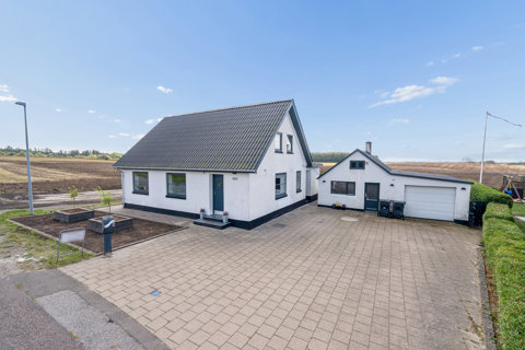 Hallundvej 260, Hallund, 9700 Brønderslev