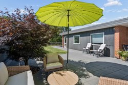 Langgade 5, 8350 Hundslund