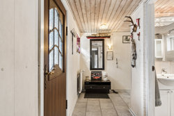 Rostvedvej 9, Rostved, 8410 Rønde
