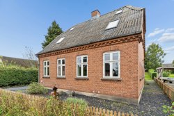 Holmedal 81, Voerladegård, 8660 Skanderborg