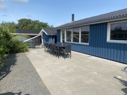 Stenvendervej 8, Følle Strand, 8410 Rønde