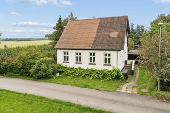 Hirsevej 8, 8544 Mørke