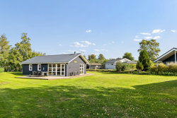 Brøndbækken 25, Øster Hurup, 9560 Hadsund